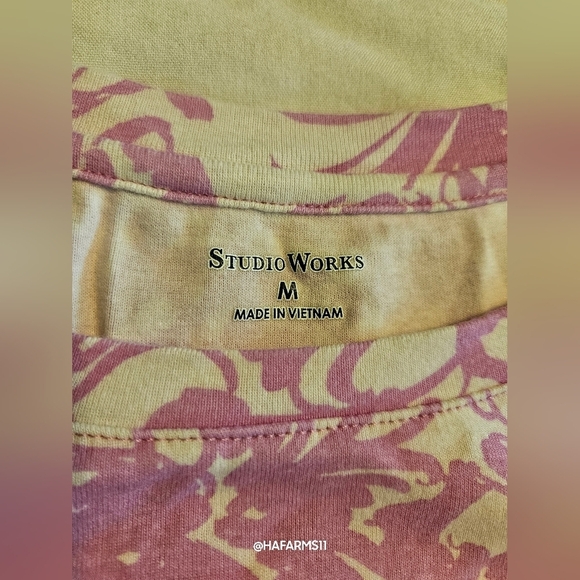 Studio Works Light Purple 3/4 Sleeve top - Picture 2 of 7